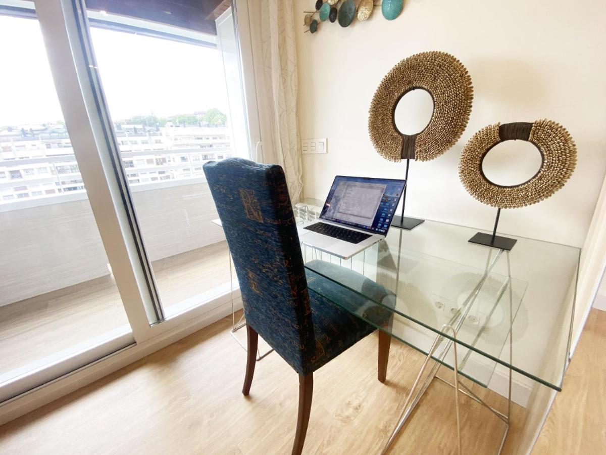 Miramar Luxurious Flat, 3 Double Rooms, Free Parking, Terrace, Completely New San Sebastián Exterior foto